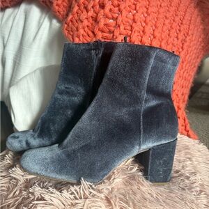 Velvet Ankle Boots in Blue-Gray